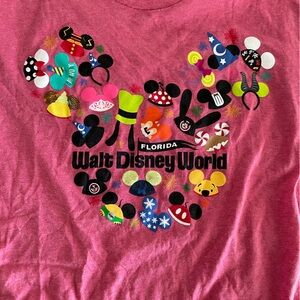 Authentic Walt Disney World | tshirt | pink | small